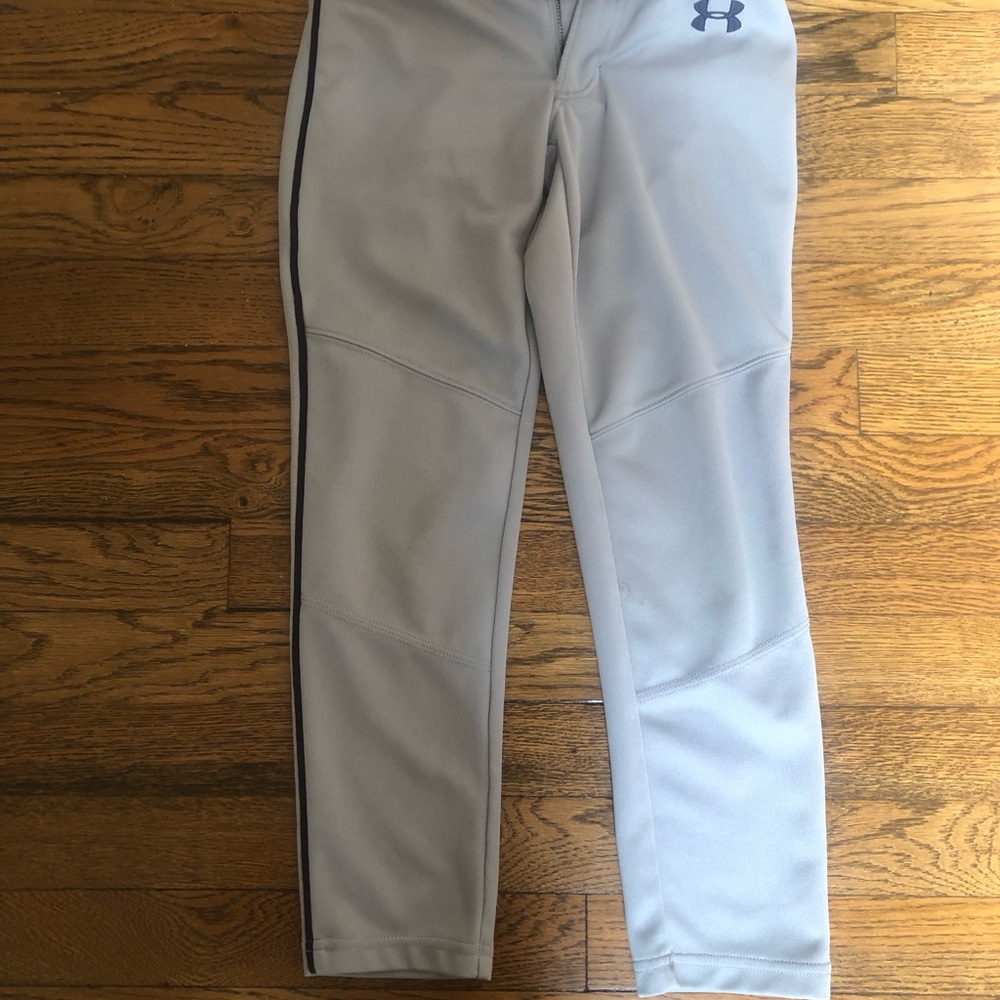 Under Armour girls softball pants & belt